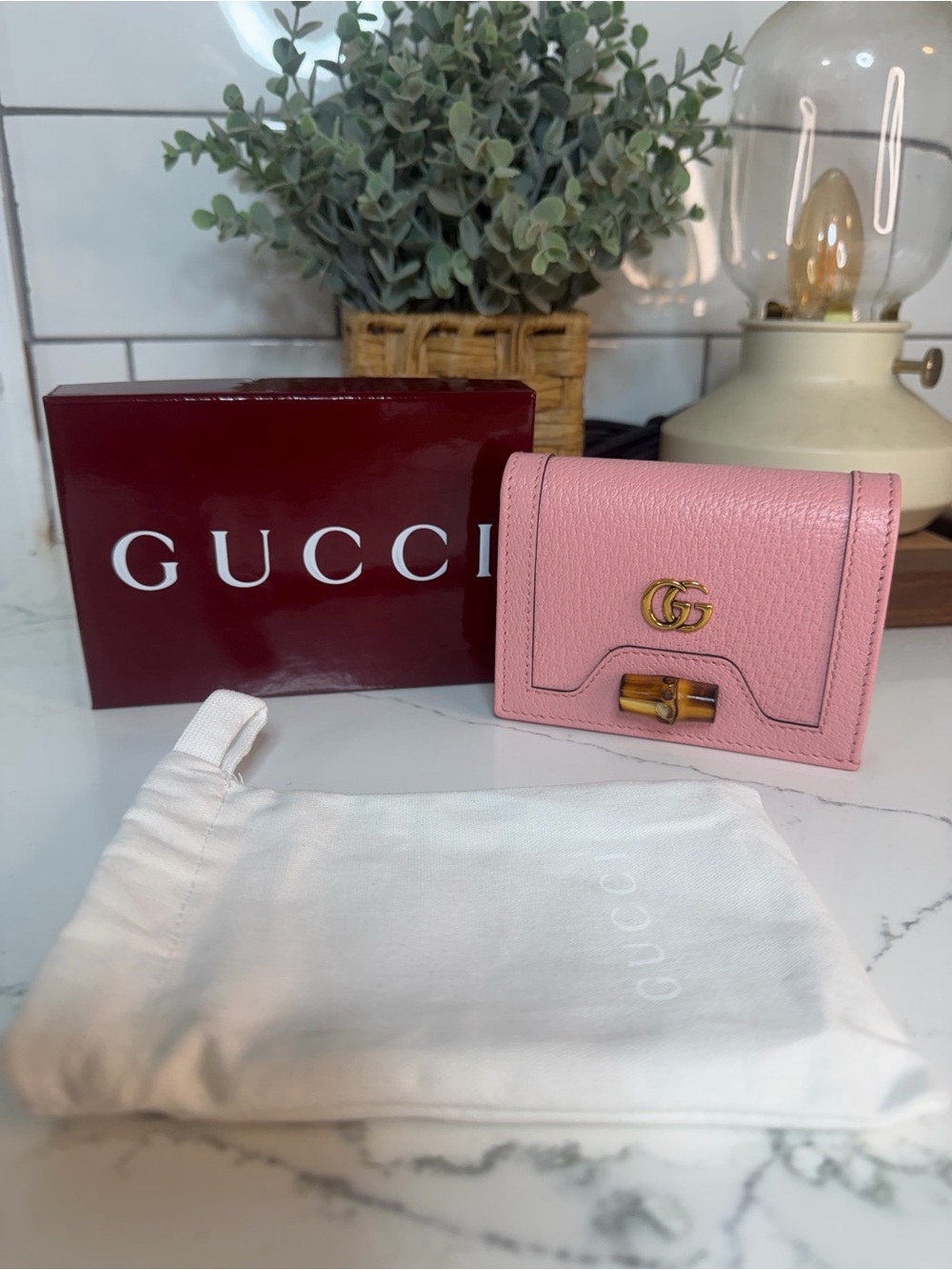 Authentic Gucci Diana Pink Wallet - Like New Good Condition - Picture 3 of 12